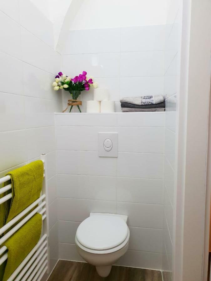 Cozy City Apartment 5 Wina Bagian luar foto